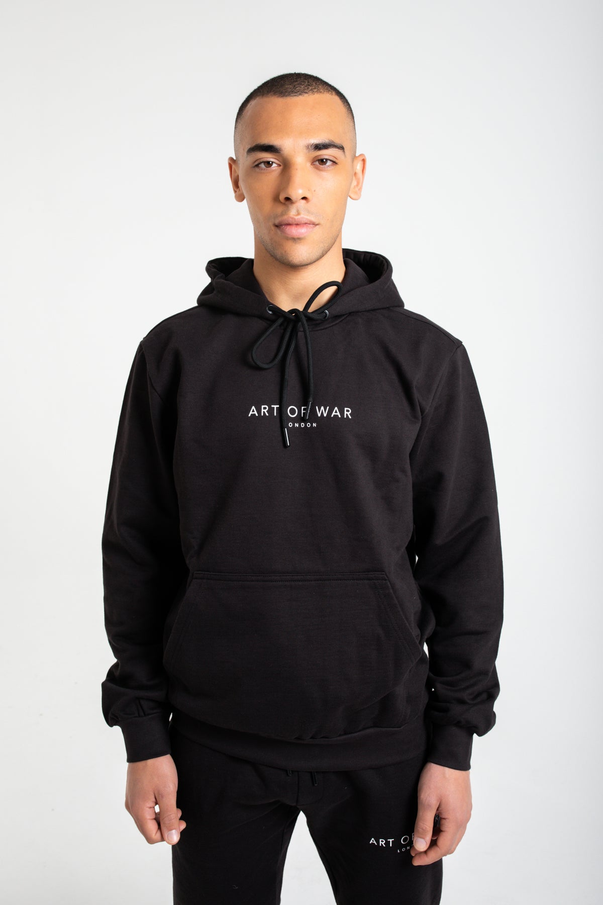 Sudadera negra con estampado de logo vers til Artofwarlondon